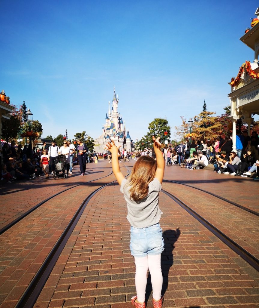 Das Disneyland Paris Im Herbst Mit Kinderaugen