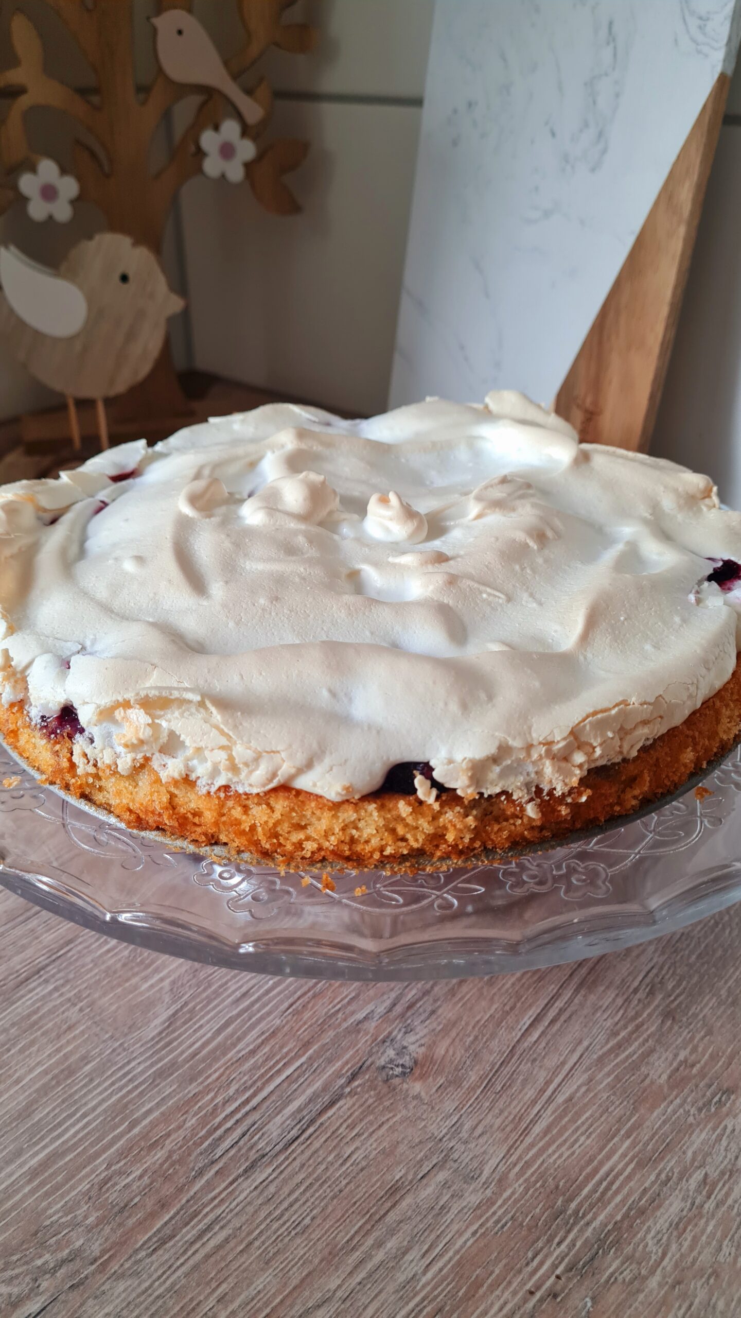 Rezept für einen Beeren-Baiser-Kuchen - Mit Kinderaugen ...