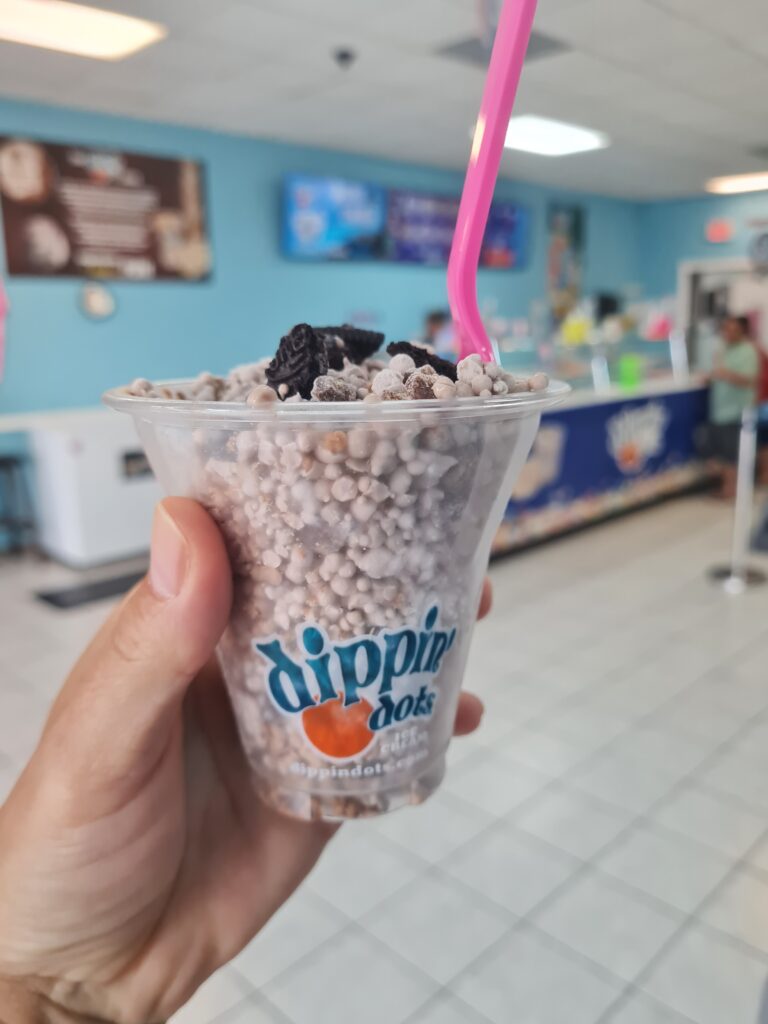 Essen gehen in den USA: Leckeres Eis von dippin dots