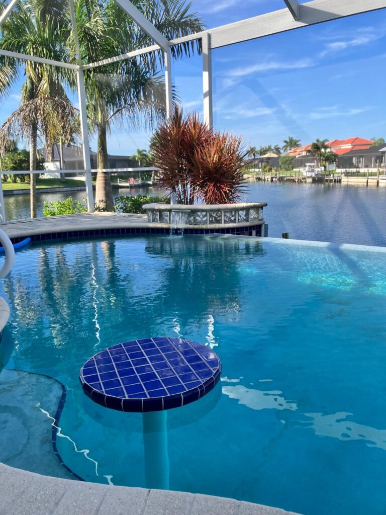 Blick auf Pool im Ferienhaus in Cape Coral